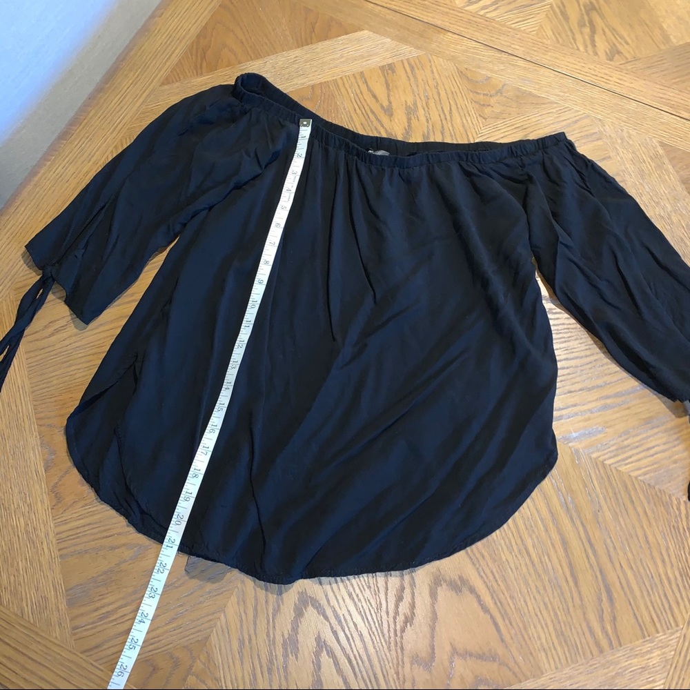 Off the shoulders top